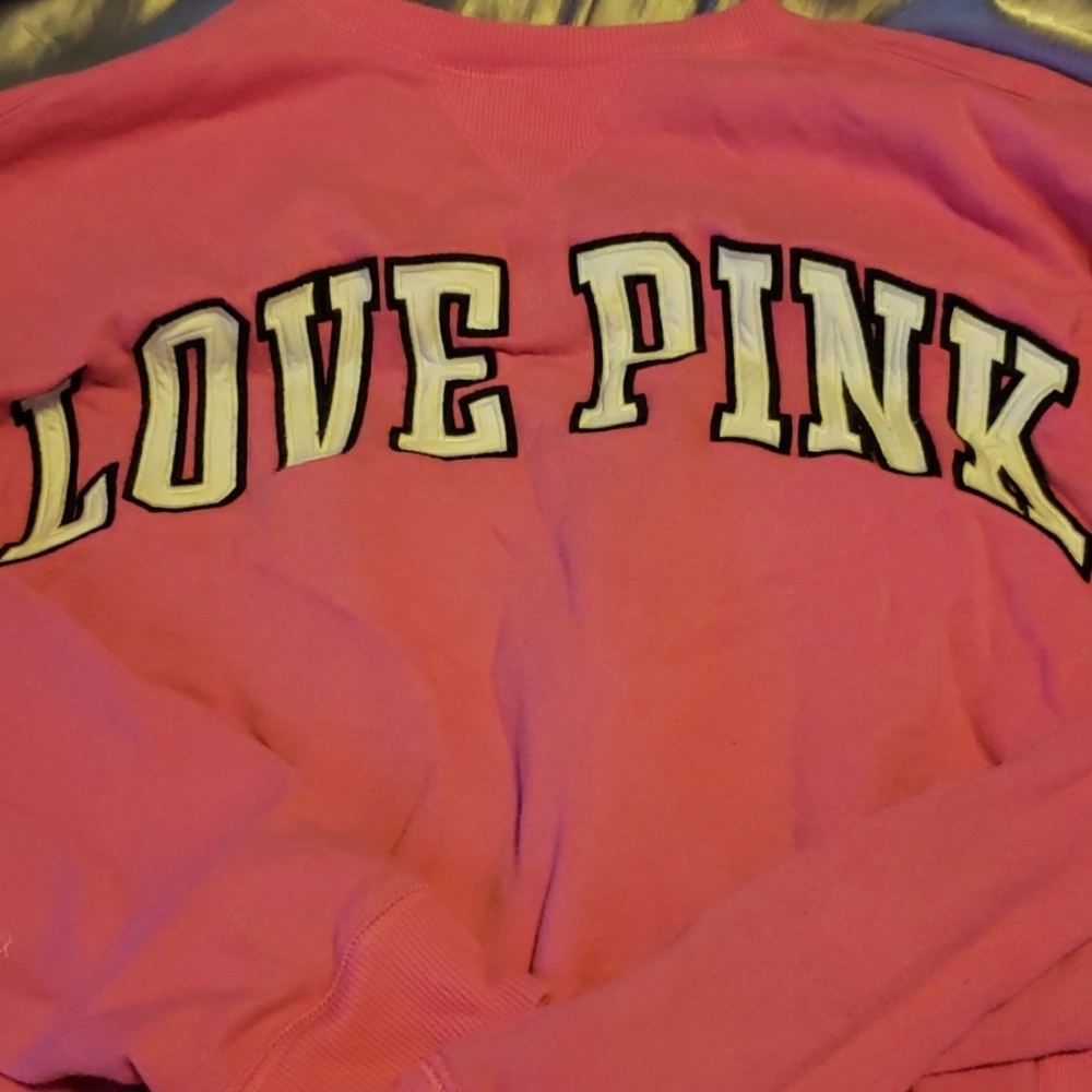 Love pink sweatshirt